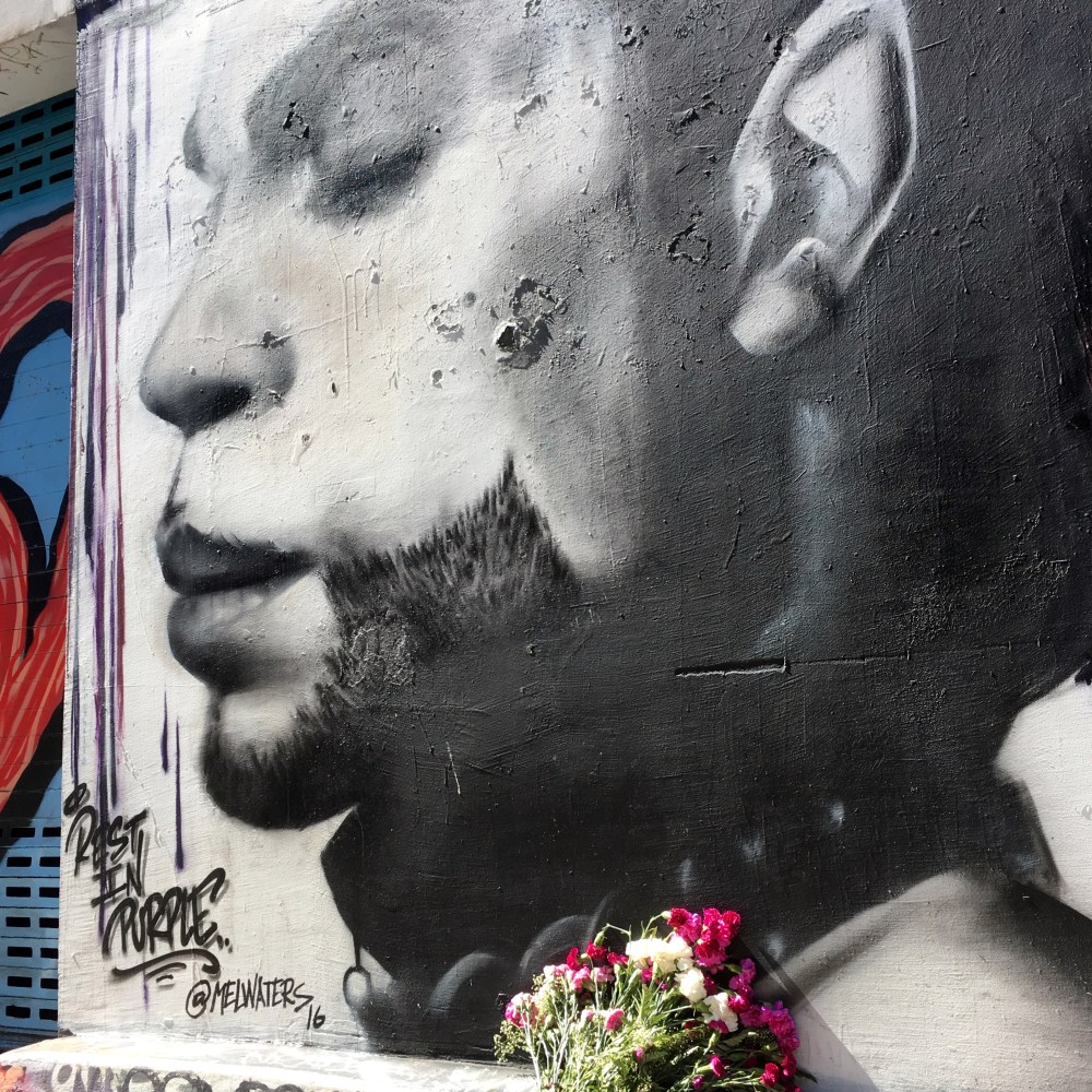 Street art in San Francisco paying tribute to music legend, Prince
